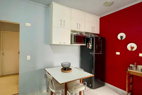 Cozinha de apartamento à venda com 2 quartos, 72m² em Vila Madalena, São Paulo