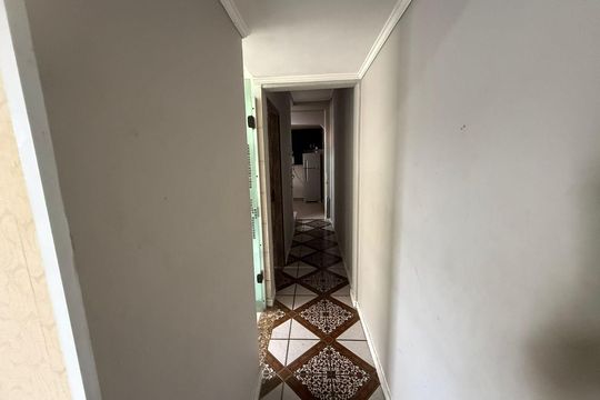 Corredor de casa à venda com 3 quartos, 130m² em Vila Bonilha, São Paulo
