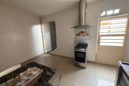 Cozinha de casa à venda com 3 quartos, 130m² em Vila Bonilha, São Paulo