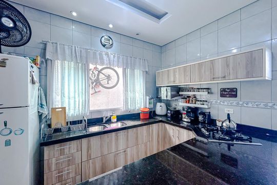 Cozinha de casa à venda com 3 quartos, 130m² em Vila Carrão, São Paulo