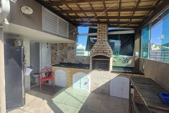 Área externa de apartamento à venda com 2 quartos, 120m² em Vila Valqueire, Rio de Janeiro