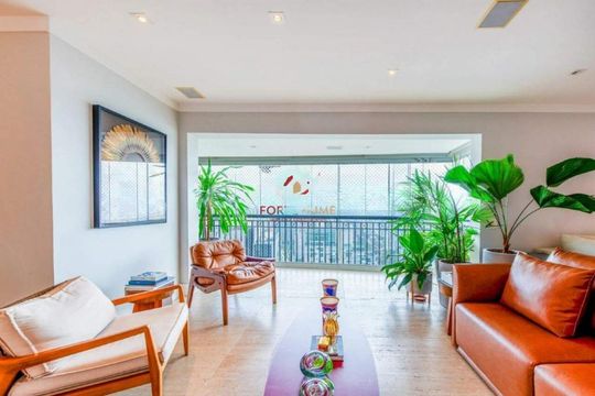 Apartamento à venda com 3 quartos, 178m² em Cidade Monções, São Paulo