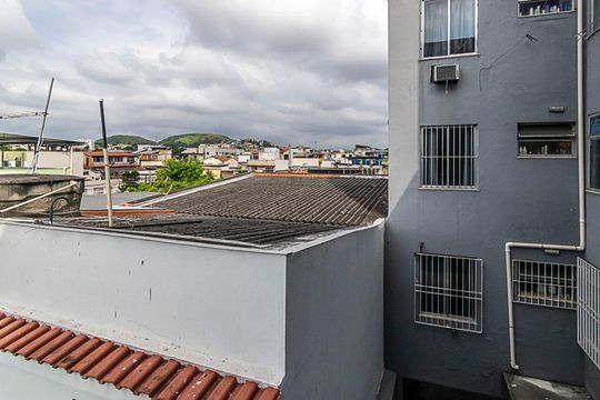 Vista do Quarto 2 de apartamento para alugar com 2 quartos, 63m² em Irajá, Rio de Janeiro