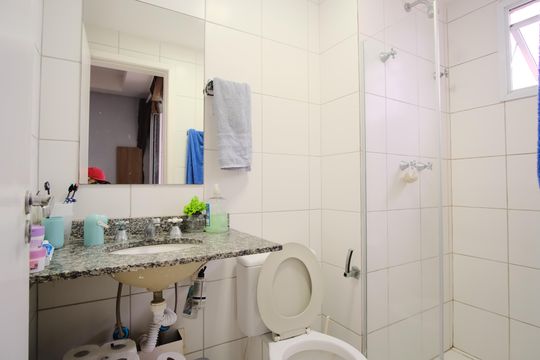 Banheiro da Suíte de apartamento à venda com 0 quarto, 1m² em Vila Carrão, São Paulo