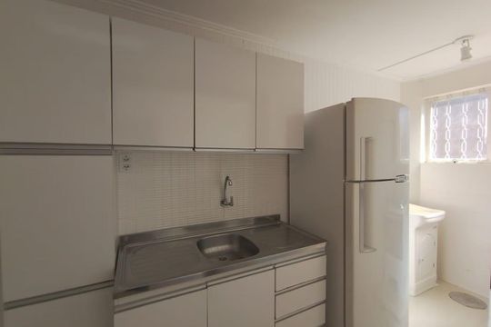 Cozinha de apartamento para alugar com 2 quartos, 44m² em Centro, Canoas