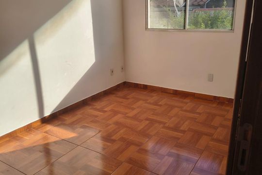 Casa de Condomínio para alugar com 2 quartos, 52m² em Guaratiba, Rio de Janeiro