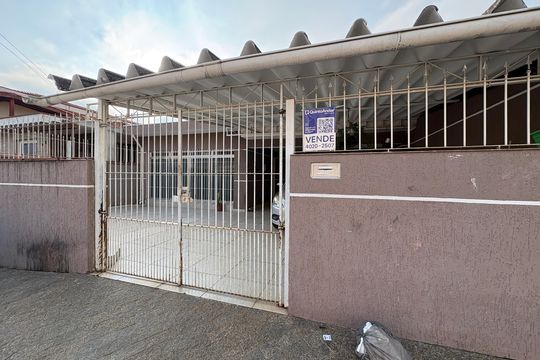 Fachada de casa à venda com 3 quartos, 365m² em Vila dos Remedios, São Paulo