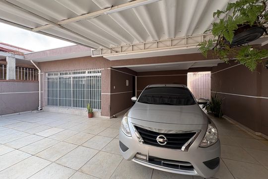 Garagem de casa à venda com 3 quartos, 365m² em Vila dos Remedios, São Paulo
