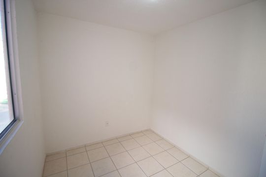 Quarto 1 de apartamento para alugar com 2 quartos, 44m² em Distrito Industrial do Jatoba, Contagem