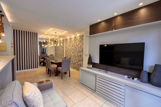 Sala de apartamento para alugar com 3 quartos, 189m² em Recreio dos Bandeirantes, Rio de Janeiro