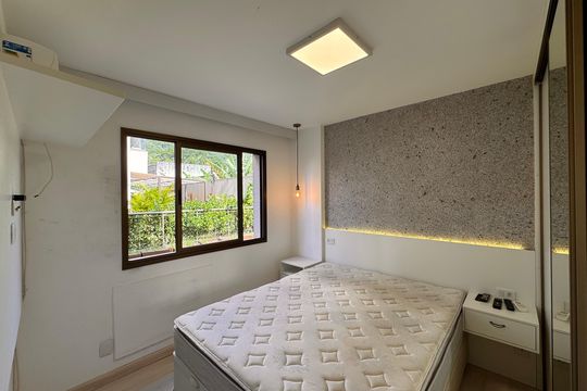 Suíte de apartamento para alugar com 3 quartos, 189m² em Recreio dos Bandeirantes, Rio de Janeiro