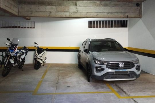 Garagem 3 paralelas + 1 de apartamento à venda com 4 quartos, 135m² em Buritis, Belo Horizonte