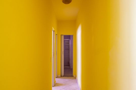 Corredor de apartamento para alugar com 2 quartos, 60m² em Porto da Pedra, São Gonçalo