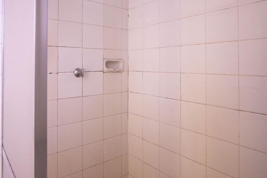 Banheiro de apartamento para alugar com 2 quartos, 60m² em Porto da Pedra, São Gonçalo