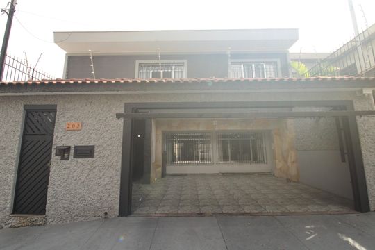 Casa à venda com 3 quartos, 200m² em Vila São José, São Paulo