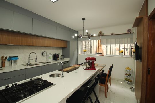 Casa à venda com 3 quartos, 200m² em Vila São José, São Paulo