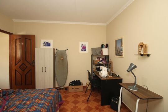 Casa à venda com 3 quartos, 200m² em Vila São José, São Paulo
