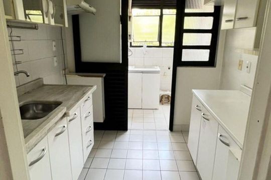 Cozinha de apartamento para alugar com 2 quartos, 55m² em Glória, Porto Alegre