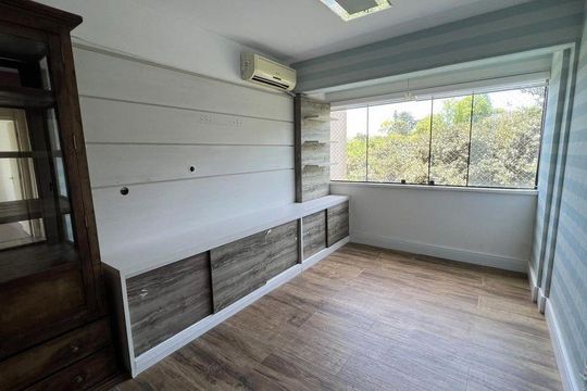 Sala de apartamento para alugar com 2 quartos, 55m² em Glória, Porto Alegre