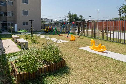 Área comum - Playground de apartamento para alugar com 2 quartos, 42m² em Brás de Pina, Rio de Janeiro