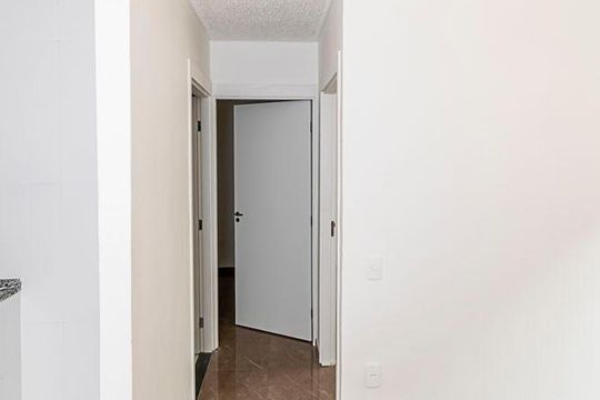 Sala de apartamento para alugar com 2 quartos, 42m² em Brás de Pina, Rio de Janeiro