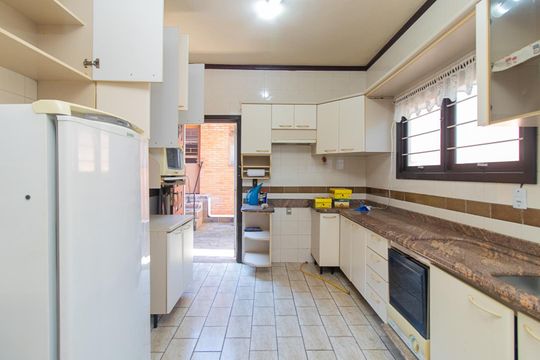 Cozinha de casa à venda com 5 quartos, 320m² em Belém Velho, Porto Alegre