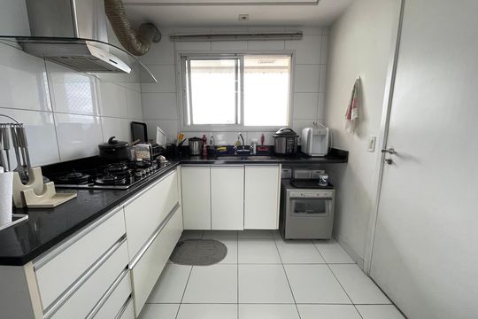 Cozinha de apartamento à venda com 3 quartos, 186m² em Rio Pequeno, São Paulo