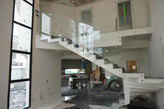 Sala de Estar de casa de condomínio à venda com 3 quartos, 265m² em Alphaville, Santana de Parnaíba
