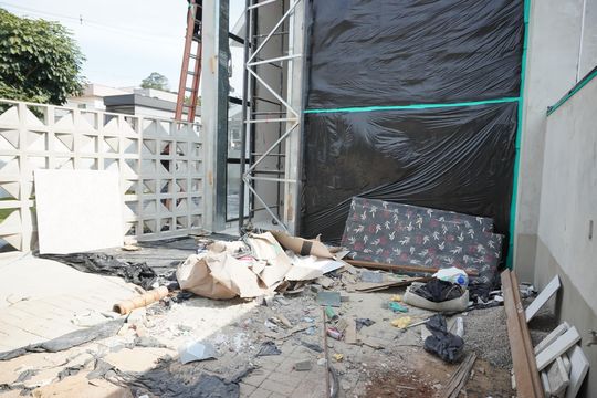Garagem de casa de condomínio à venda com 3 quartos, 265m² em Alphaville, Santana de Parnaíba