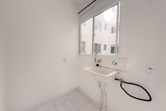 Área de Serviço de apartamento para alugar com 2 quartos, 43m² em Mário Quintana, Porto Alegre