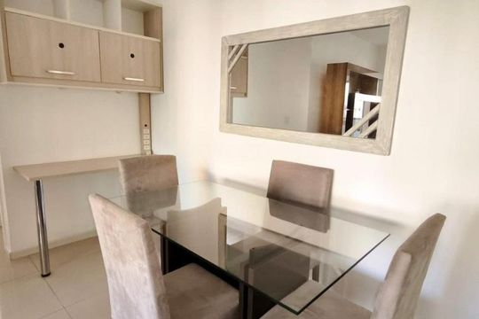 Sala de apartamento para alugar com 2 quartos, 60m² em Harmonia, Canoas