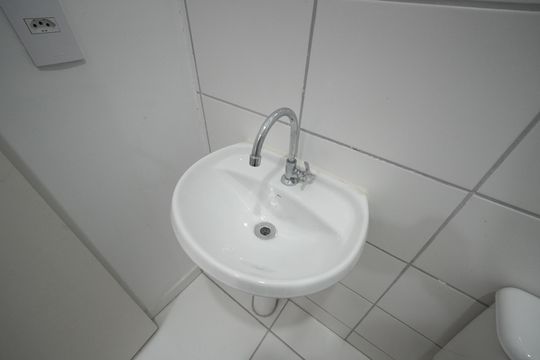 Banheiro de apartamento à venda com 2 quartos, 36m² em Vila Independencia, São Paulo