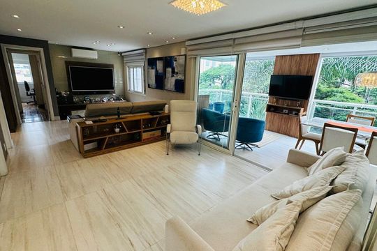 Apartamento à venda com 3 quartos, 162m² em Vila Mariana, São Paulo