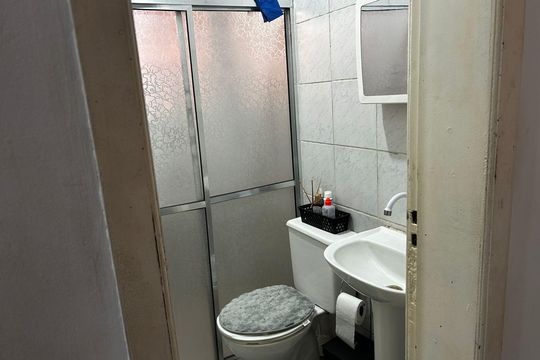 Banheiro de apartamento à venda com 2 quartos, 77m² em Centro, São Leopoldo