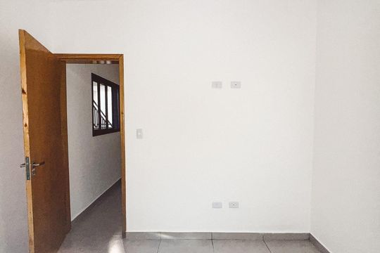 Quarto de apartamento à venda com 1 quarto, 29m² em Parada Inglesa, São Paulo