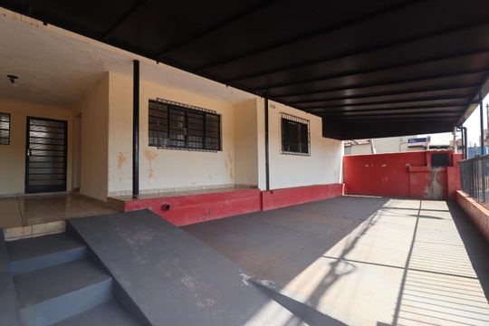 Garagem de casa para alugar com 2 quartos, 200m² em Jardim Sao Luiz, Ribeirão Preto