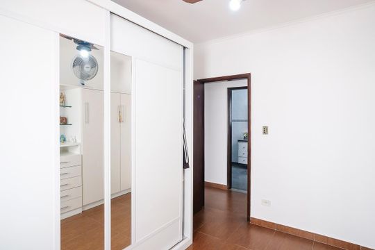 Quarto 2 de casa à venda com 3 quartos, 260m² em Jardim Orlandina, São Bernardo do Campo