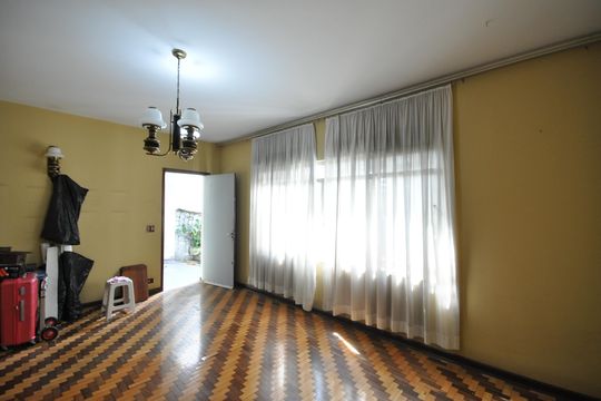Sala de casa à venda com 4 quartos, 300m² em Jardim Leonor Mendes de Barros, São Paulo