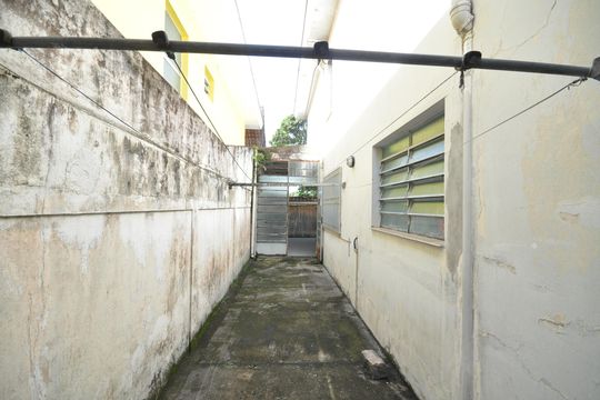 Quintal de casa à venda com 4 quartos, 300m² em Jardim Leonor Mendes de Barros, São Paulo