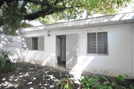 Edícula de casa à venda com 4 quartos, 300m² em Jardim Leonor Mendes de Barros, São Paulo