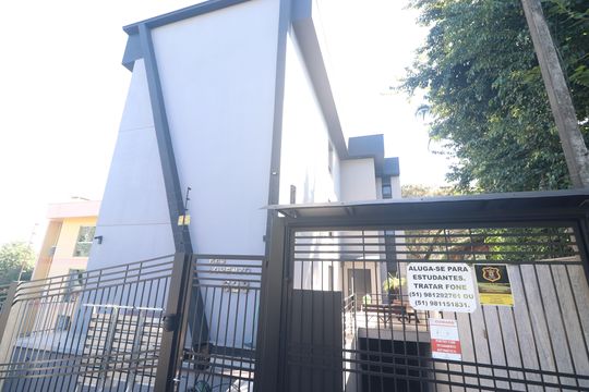 Fachada de kitnet/studio para alugar com 1 quarto, 30m² em Vila Nova, Novo Hamburgo