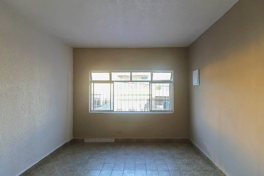 Casa à venda com 3 quartos, 116m² em São Lucas, São Paulo