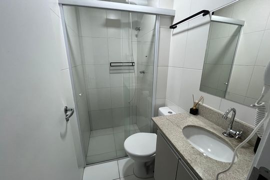 Banheiro de apartamento para alugar com 1 quarto, 25m² em Tucuruvi, São Paulo