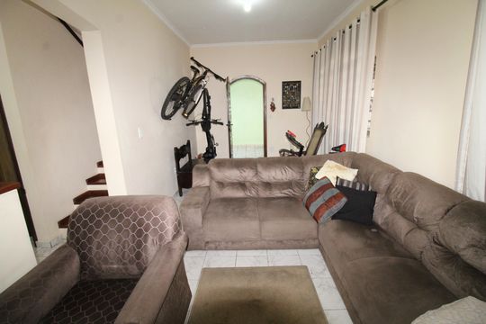 Sala 1 de casa para alugar com 4 quartos, 200m² em Jardim Portugal, São José dos Campos