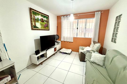 Sala de casa à venda com 5 quartos, 125m² em Jardim Santa Maria, São Paulo