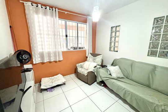 Sala de casa à venda com 5 quartos, 125m² em Jardim Santa Maria, São Paulo