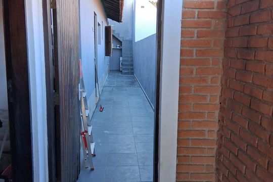 Corredor de casa à venda com 3 quartos, 80m² em Jardim Beatriz, São Paulo