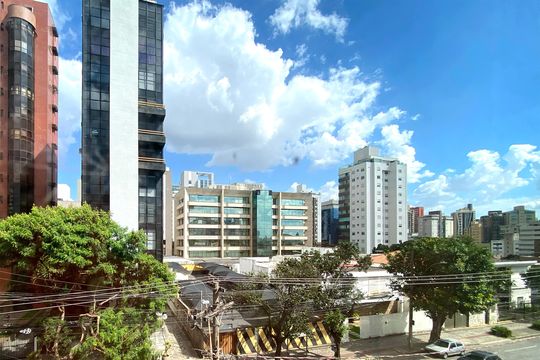 Vista da Suite 1 de apartamento à venda com 3 quartos, 73m² em Santa Efigênia, Belo Horizonte