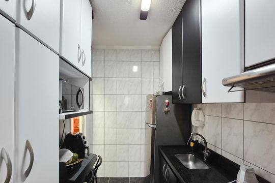 Cozinha de apartamento à venda com 2 quartos, 63m² em Nova Petrópolis, São Bernardo do Campo