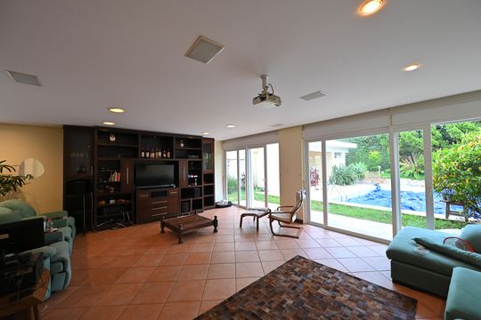 Sala de casa à venda com 4 quartos, 332m² em Vila da Saúde, São Paulo